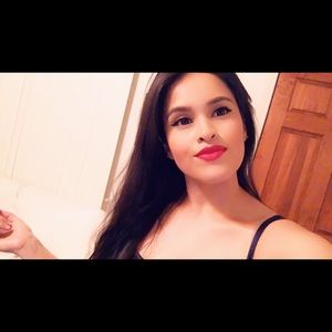 Meet your Posher, Geovanna